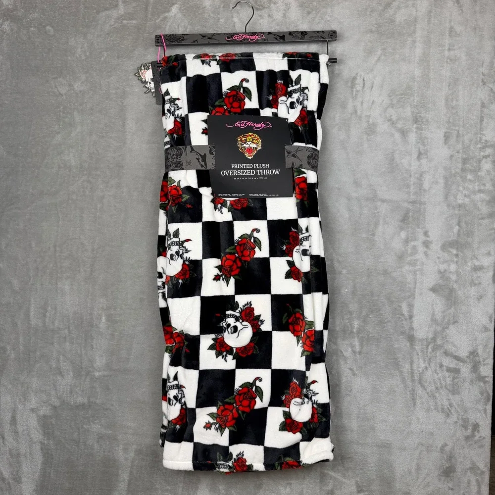 Ed Hardy Printed Plush Oversized Throw Blanket Skulls Roses Checkerboard 60x70 - Picture 5 of 6